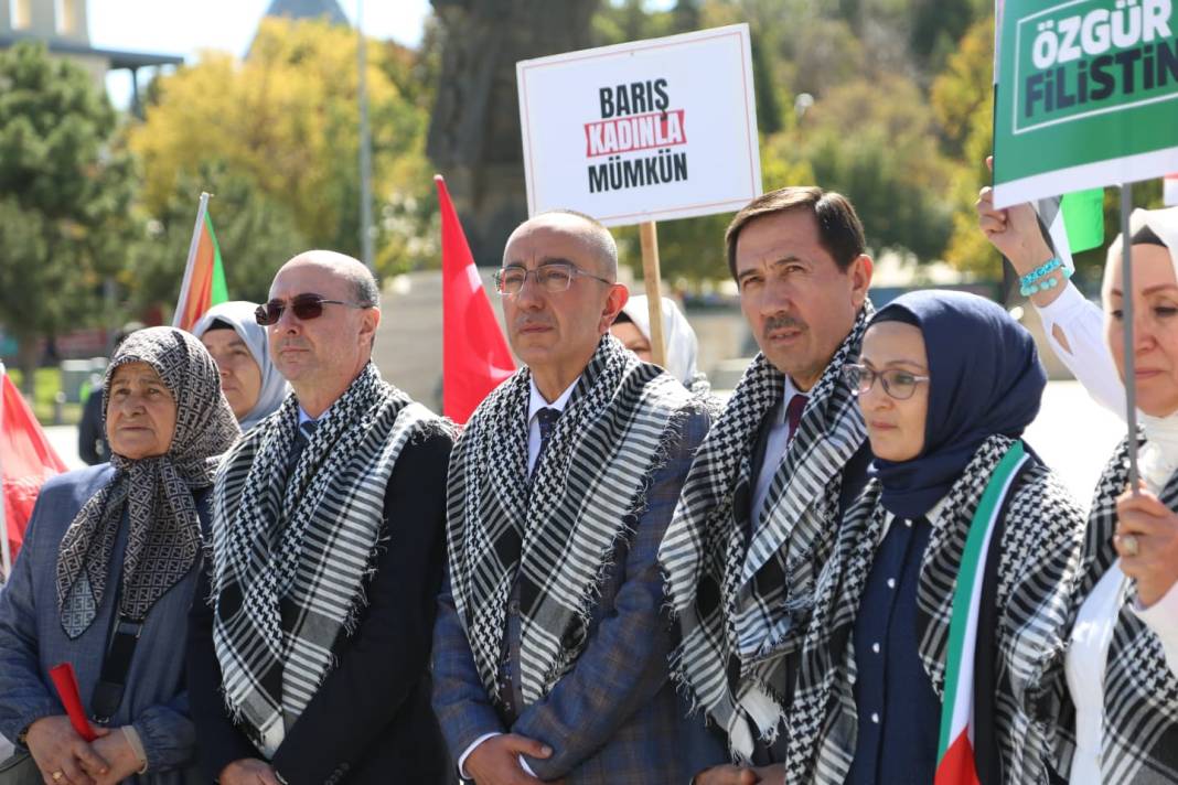 Gazze için sessiz çığlık Konya’da yankılandı 12
